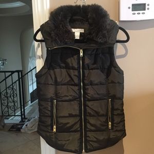 H&M Dark Olive Puffer Vest